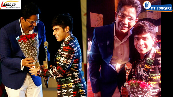 12TH HSC MAHARASHTRA TOPPER. AWARD FOR ACADEMIC EXCELLENCE