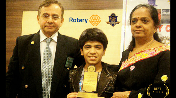 'ROTARY CLUB OF MUMBAI VALLEY' 'KALAA PRATIBHAA AWARD'